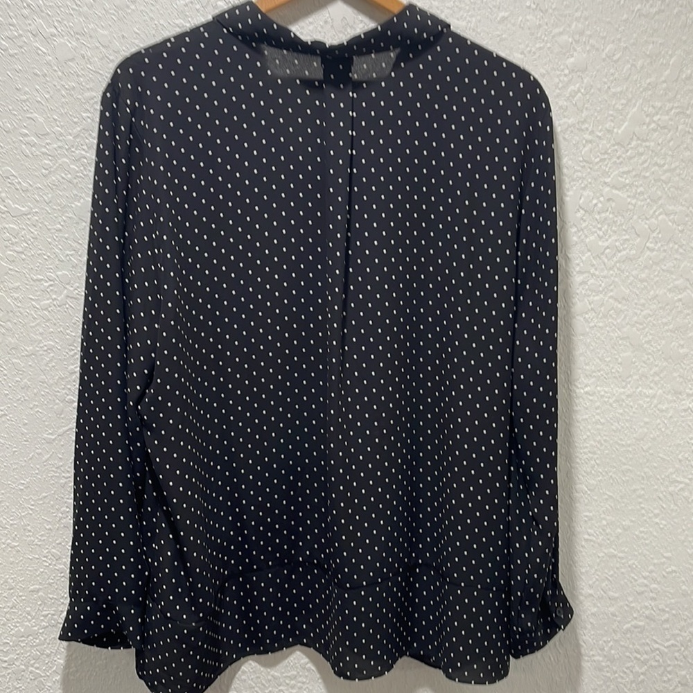 Chico's womens black with dots long sleeve blouse size 3 GUC - Picture 8 of 13